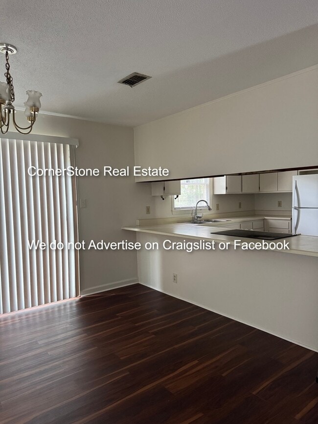 Building Photo - 123 - B Deerfield Drive, Spring Lake NC 28390