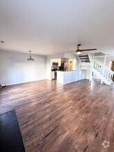 Building Photo - 713 Quesnel Dr