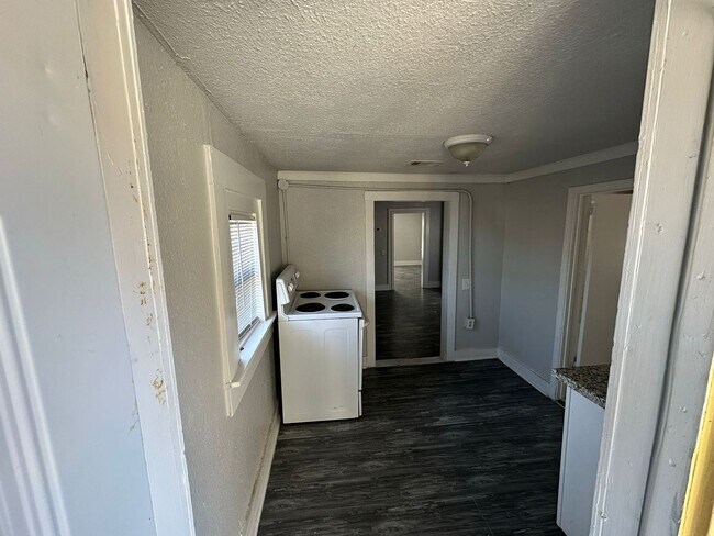 Foto del edificio - 412 N 8th St