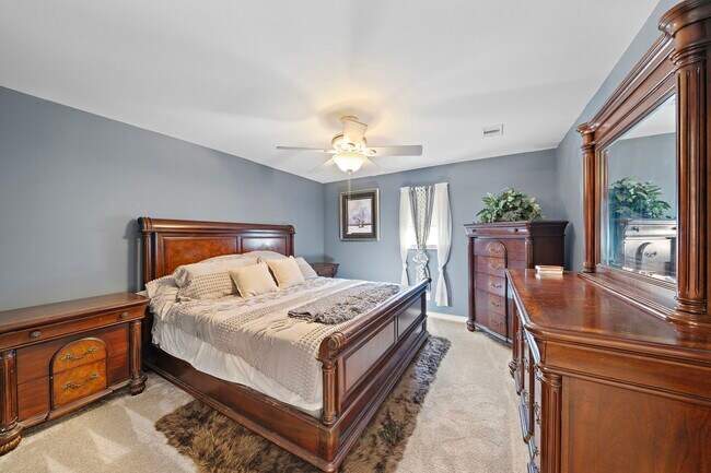 Building Photo - 2913 Beluche Dr