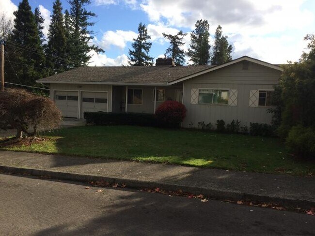 Building Photo - 5 bedroom in Portland OR 97229