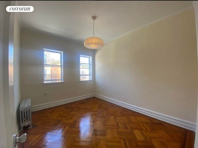 Foto del edificio - 1755 77th St