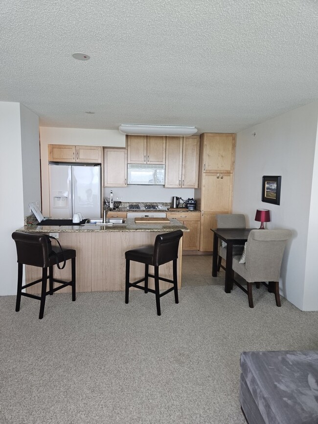 Building Photo - 9655 Woods Dr