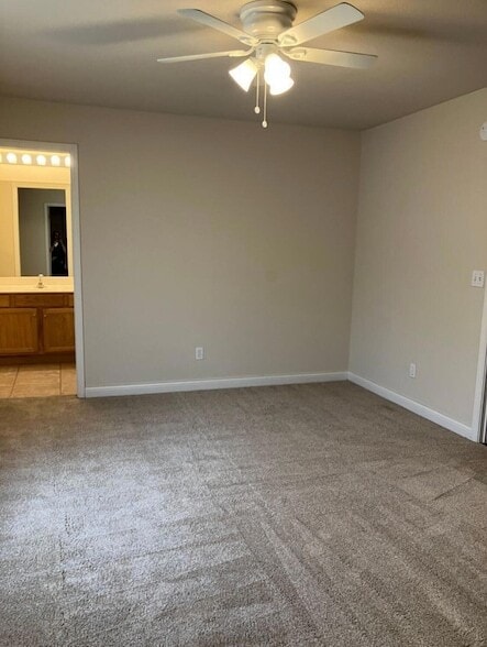 Building Photo - 1302 Stags Way