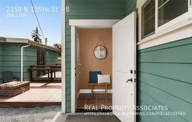 Foto del edificio - 2150 N 135th St