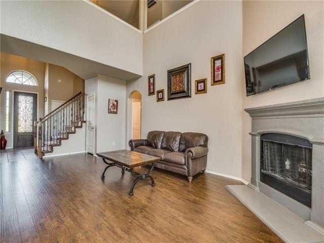 Building Photo - 870 English Ivy Dr