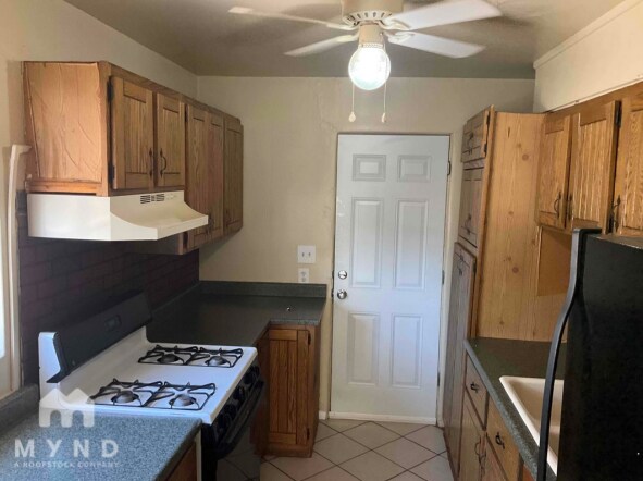 Foto principal - 742 E 2nd St