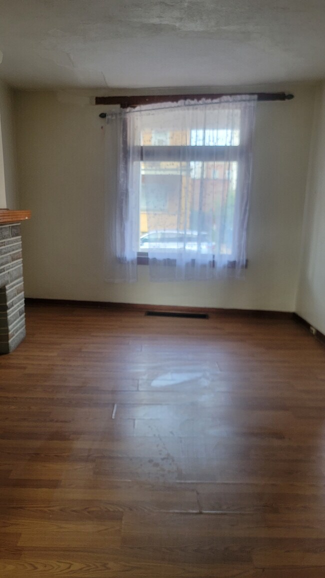 Foto del edificio - 18 Melba Pl