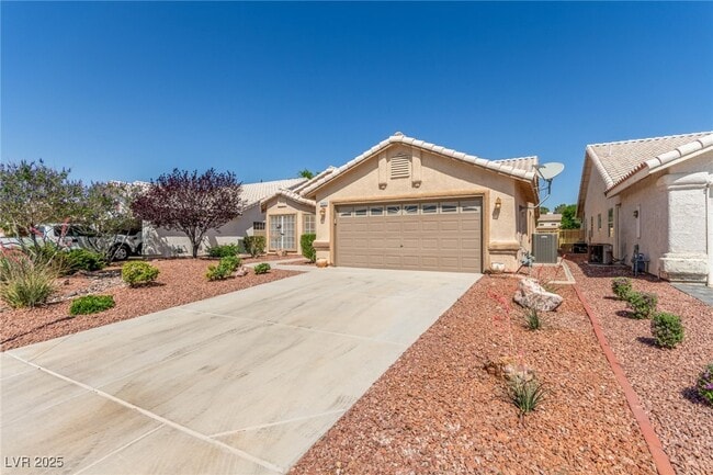 Building Photo - 5433 Honey Mesquite Ln