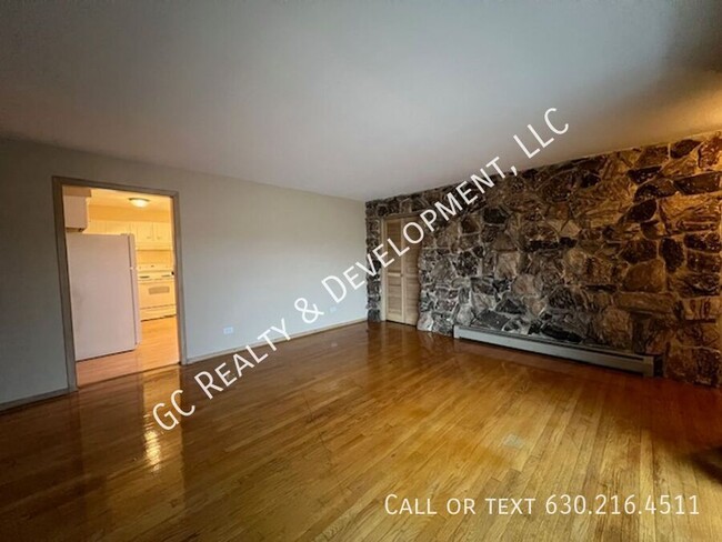 Foto del edificio - *** 3 BDRM - 1.5 BTH / KITCHEN APPL INC / ...