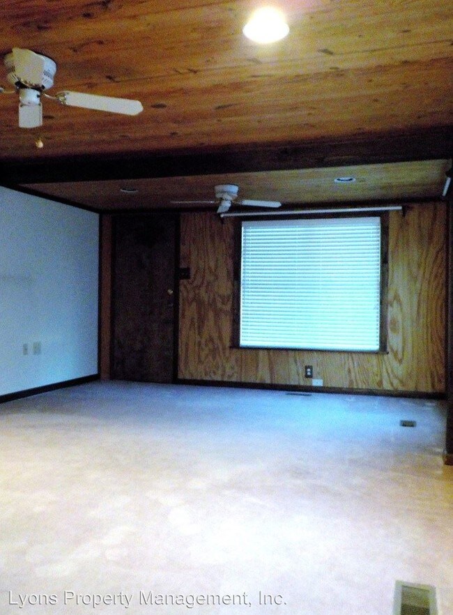 Foto del edificio - 4437 Hickory Grove Rd N