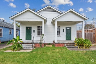 Building Photo - 570 Caddo St