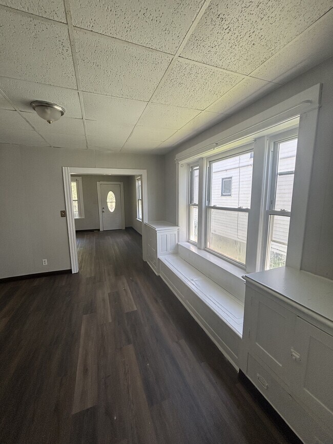 Building Photo - 6819 Hope Ave