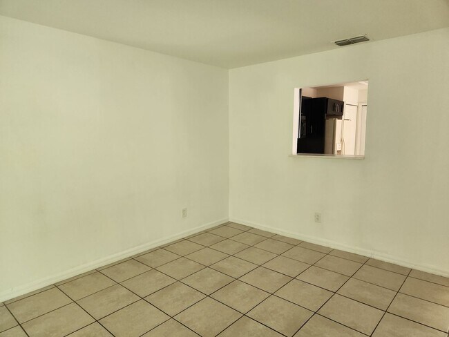 Foto del edificio - LO 4770-4772 Jordan Ave S
