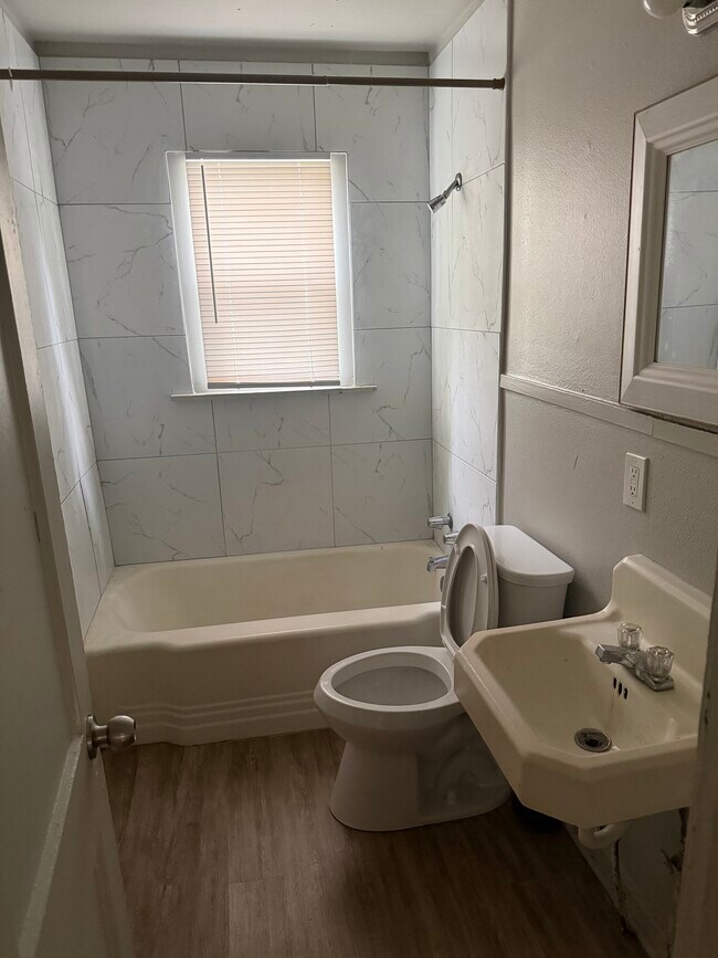 Foto del edificio - 2821 Corbitt St