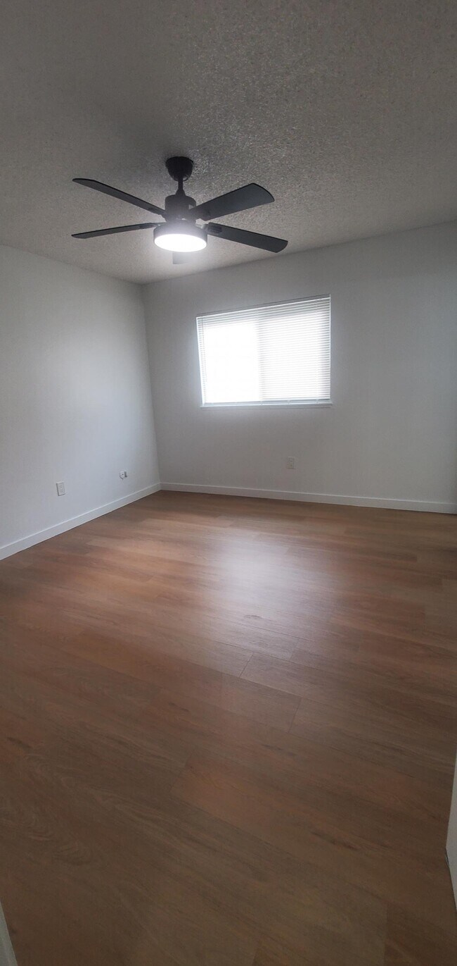 Foto del edificio - 16787 Miller Ave