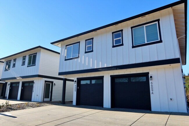 Foto del edificio - 6615 Devon Ave SE