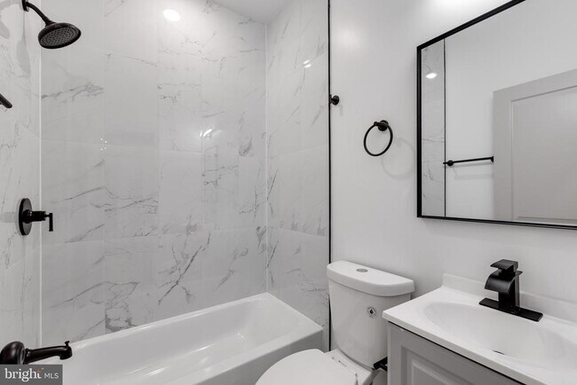 Building Photo - 1634 W Susquehanna Ave