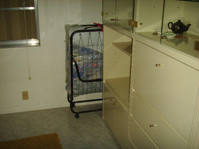 Building Photo - 15 Willowbrook Ln