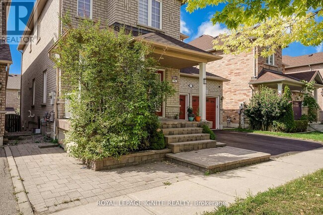 Building Photo - 14 Anjac Crescent