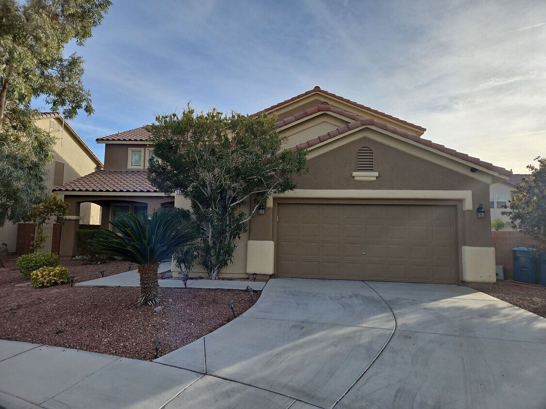5621 W Rolling Pasture Ave, Las Vegas, NV 89131 House Rental in Las