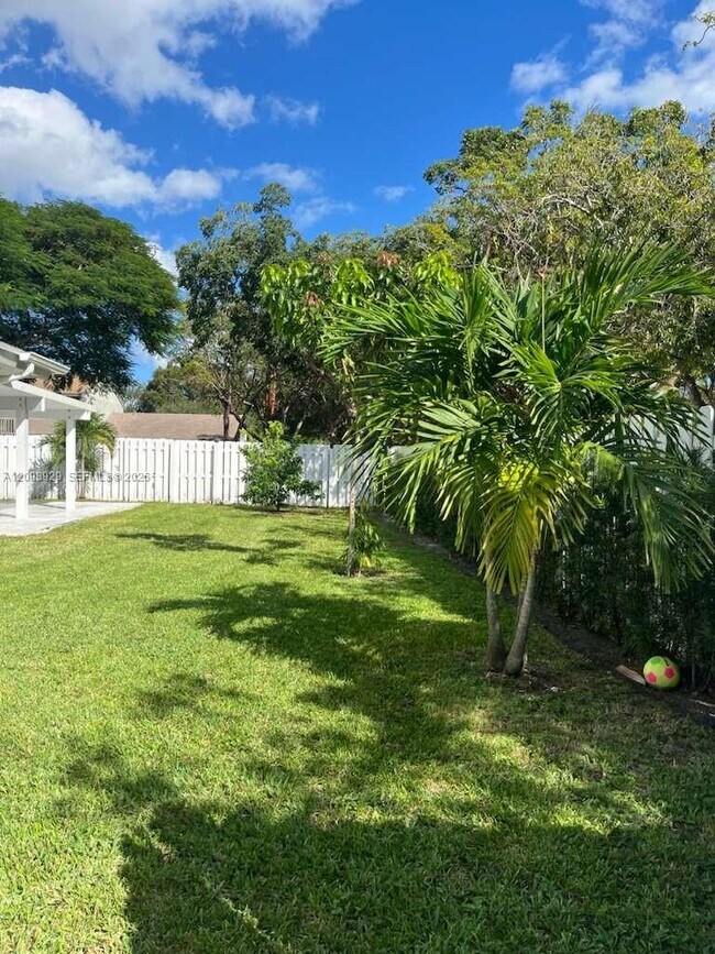 Foto del edificio - 11121 SW 110th Rd