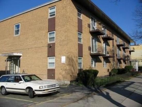 Building Photo - 720 Bennington St