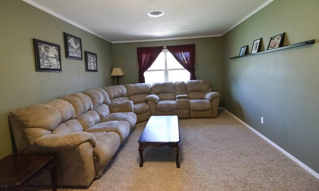 Building Photo - 1712 Glenarm Dr