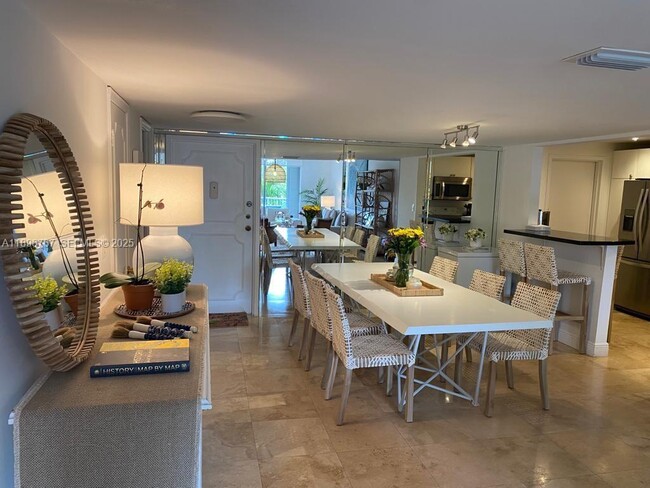 Foto del edificio - 210 Seaview Dr