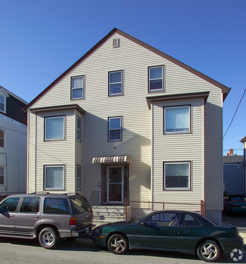 Building Photo - 103-115 5th St