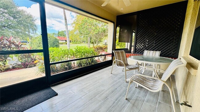 Foto del edificio - 2024 Pine Isle Ln