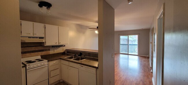 Foto del edificio - 523 Meadowview Dr
