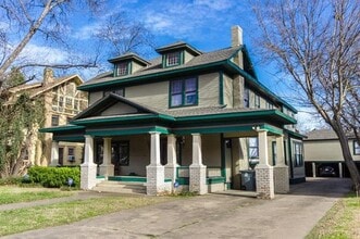 Building Photo - 4936 Worth St