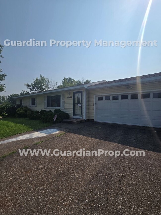 Building Photo - 6503 Zealand Ln N