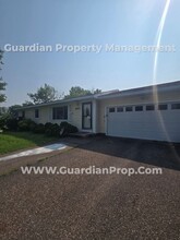 Building Photo - 6503 Zealand Ln N