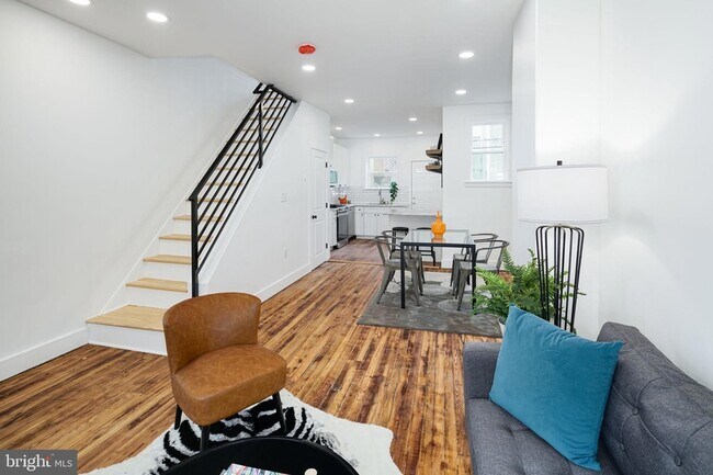 Foto del edificio - 1424 S Marston St