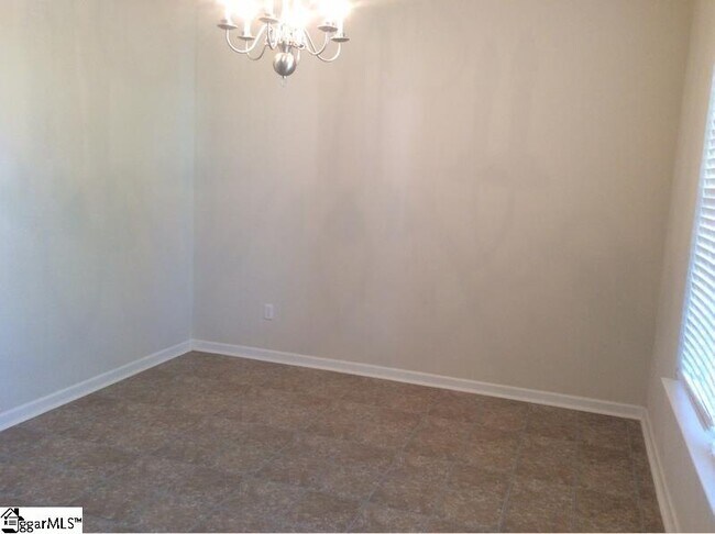 Building Photo - 35 Tack Ln