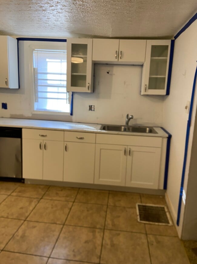 Renovated Kitchen - 2873 White Oak Dr