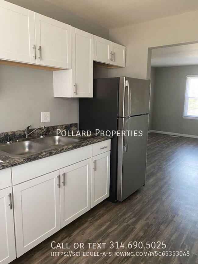 Building Photo - 200 Bedford Dr