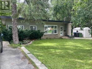 Building Photo - 7 Hilltop Dr