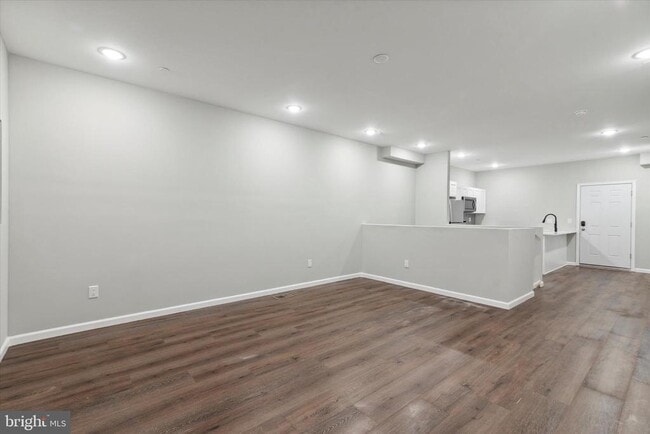 Foto del edificio - 1230 N Marshall St