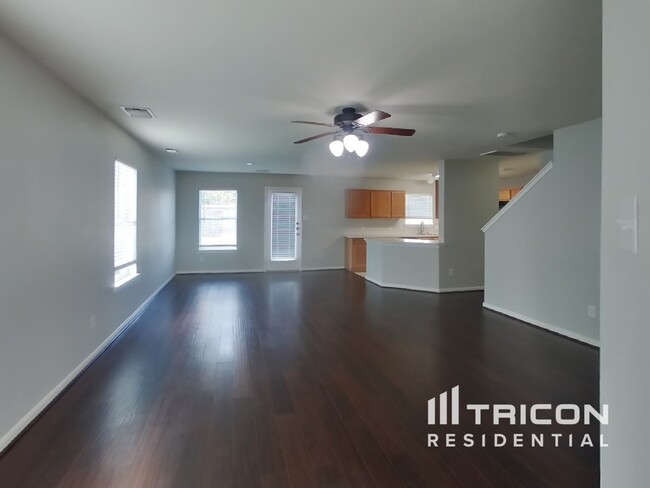 Foto del edificio - 21231 Shadow River Ln