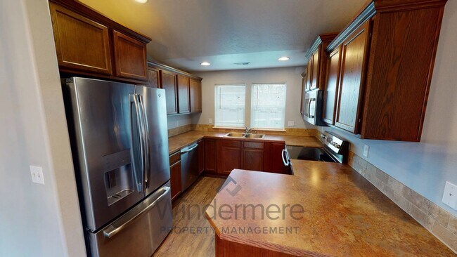 Building Photo - 214 Marjorie Place *Single family home in ...