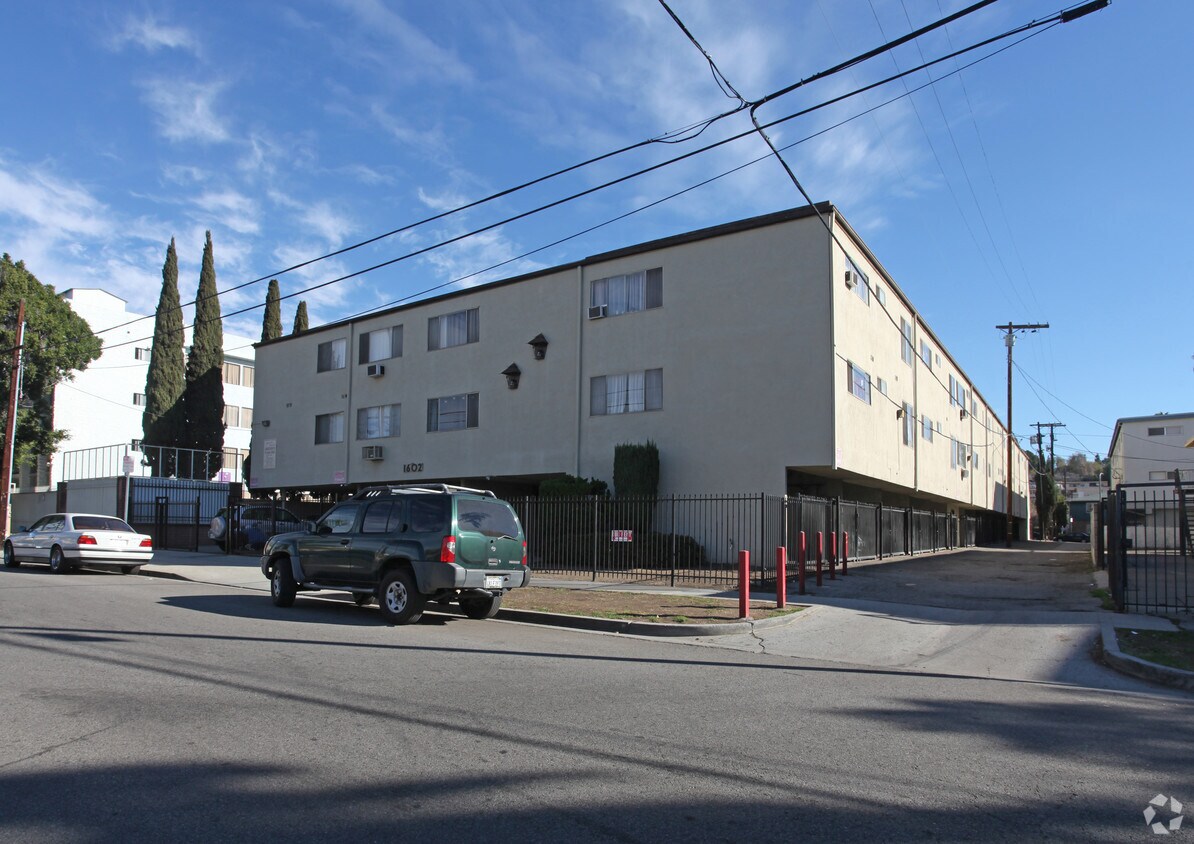 Foto principal - 1602 Mariposa Ave