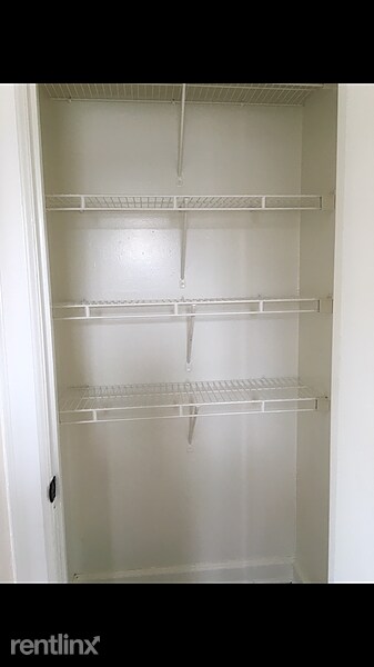 Foto del edificio - 2 br, 1 bath Apartment - 433 Oak Street 1