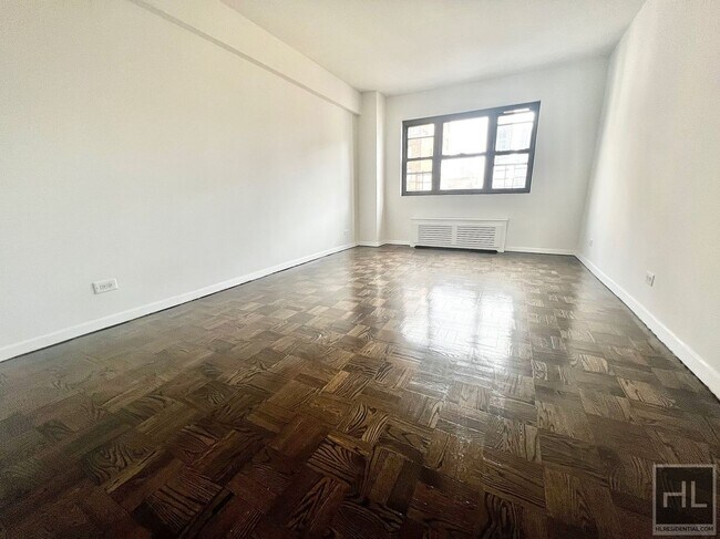 Foto del edificio - EAST 35 STREET