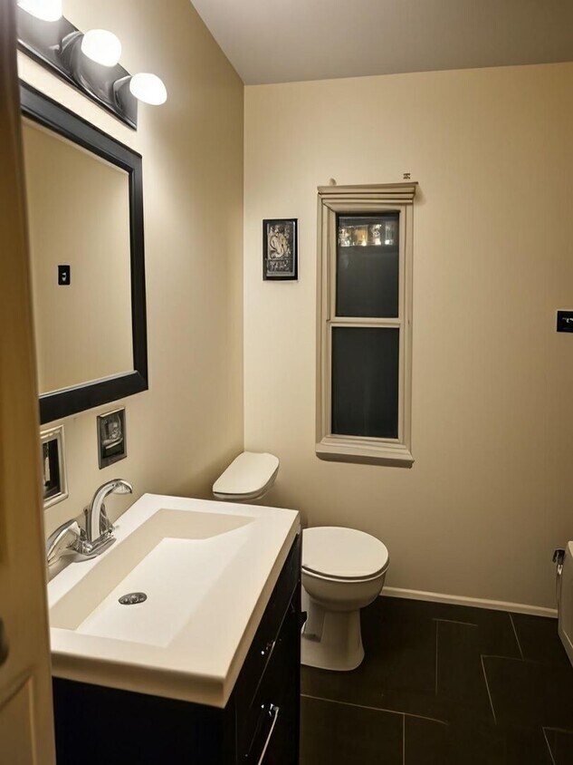 Foto del edificio - Cozy 1-Bedroom Home with Yard – Section 8 Friendly!