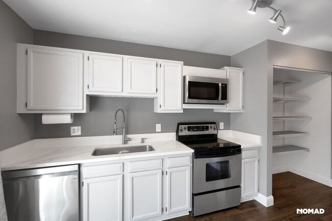 Foto del edificio - Charming 3BR Townhome in Arvada
