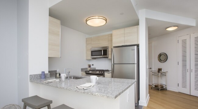Foto del edificio - 4325 Hunter St