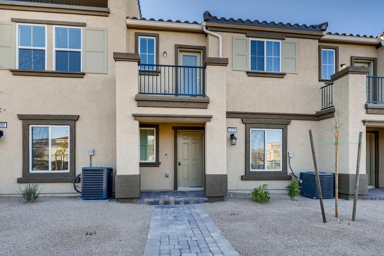 Foto principal - MODERN 2020 NEW BUILD, 3 Bedroom Townhome ...